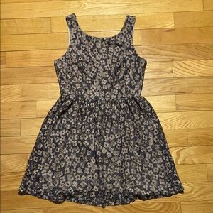 Lace floral dress with Scoop Neck